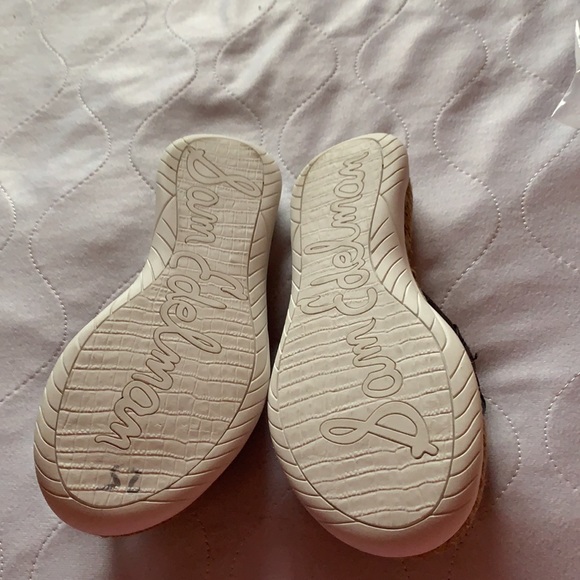 Sam Edelman sandals, size 7 or 37 European - Picture 2 of 5